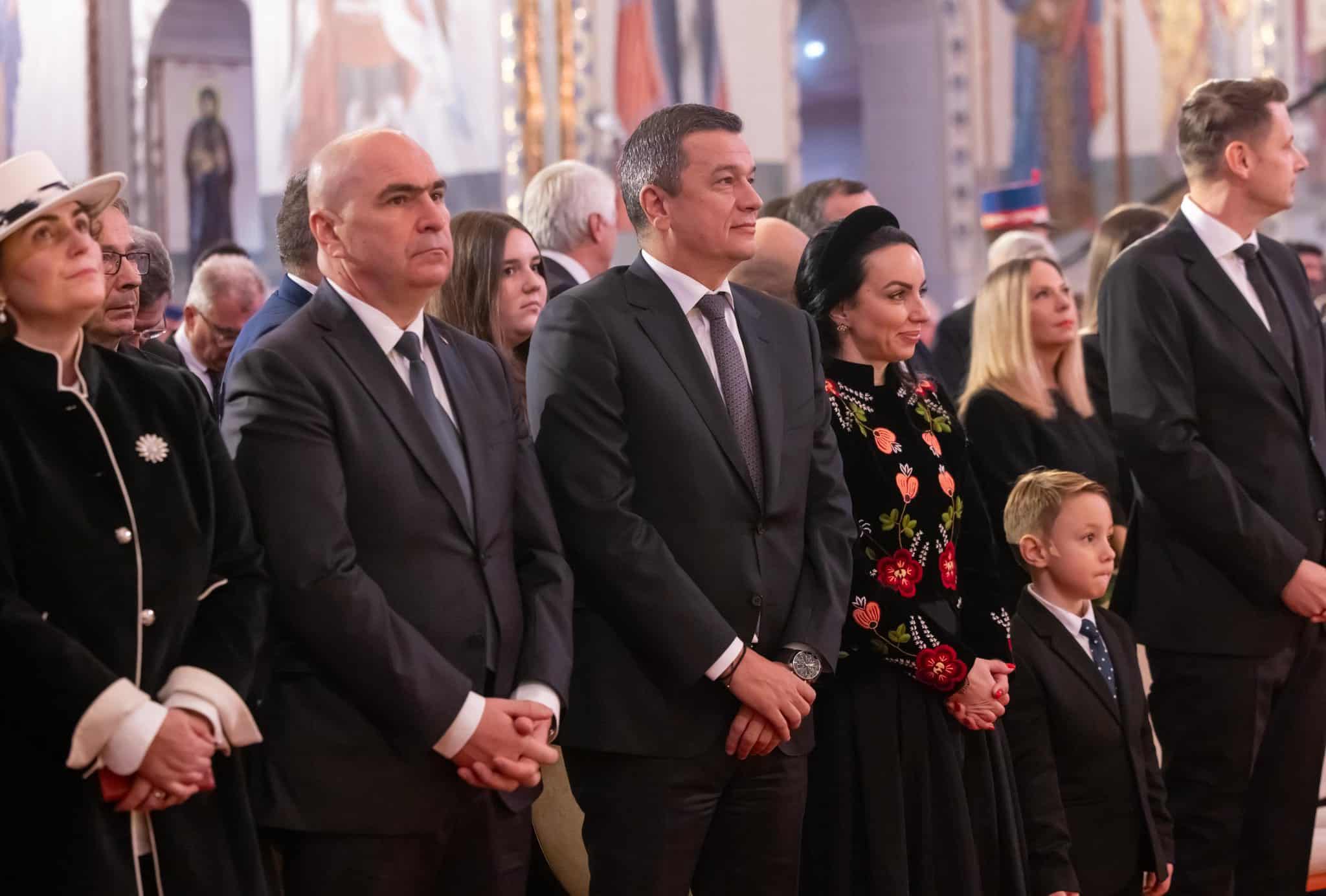Tensiuni majore în coaliția de guvernare. Ciucu îl acuză pe Grindeanu că blochează deciziile