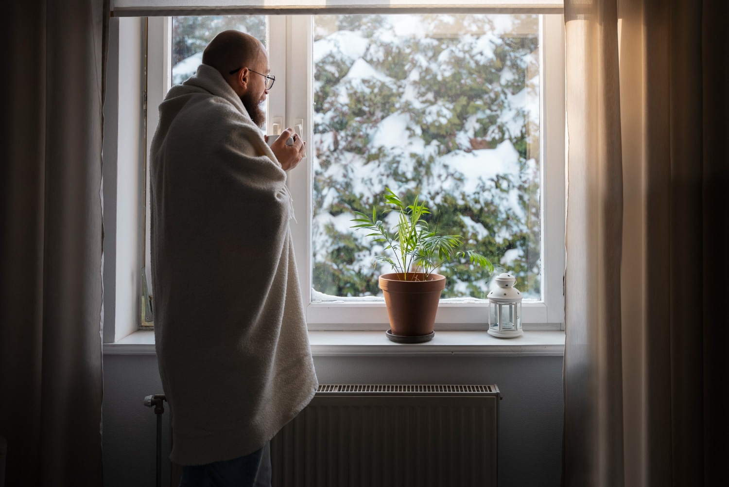 5 obiceiuri simple, care te ajută să economisești energie iarna
