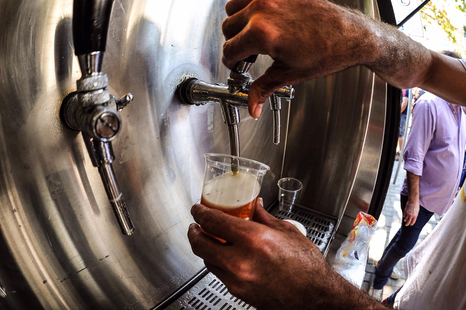Diageo vinde participația de 65% din East African Breweries pentru 2,3 miliarde de dolari