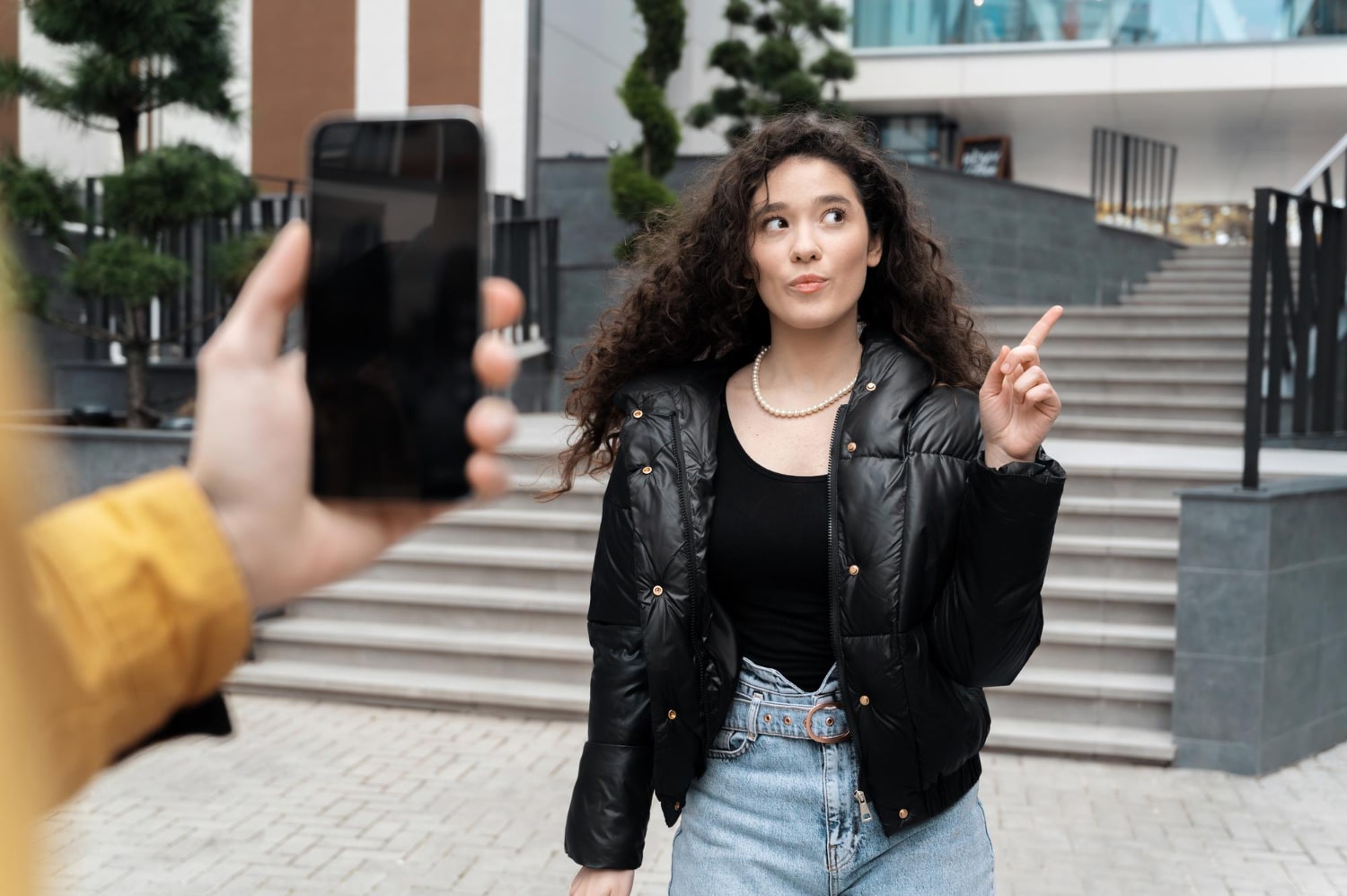 TikTok a urmărit activitatea utilizatorilor pe Grindr fără acord