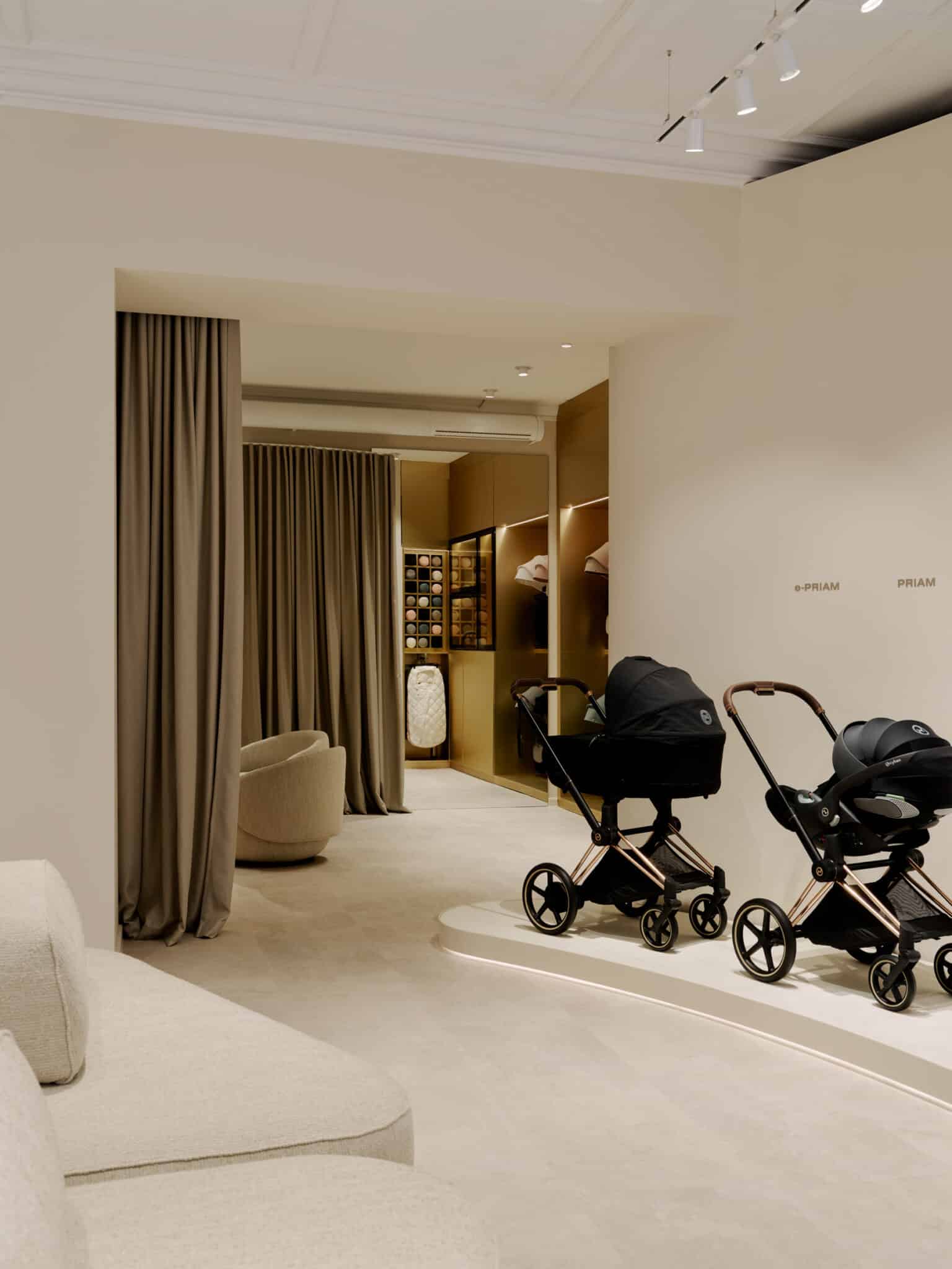 cybex deschide primul magazin flagship in berlin7 scaled