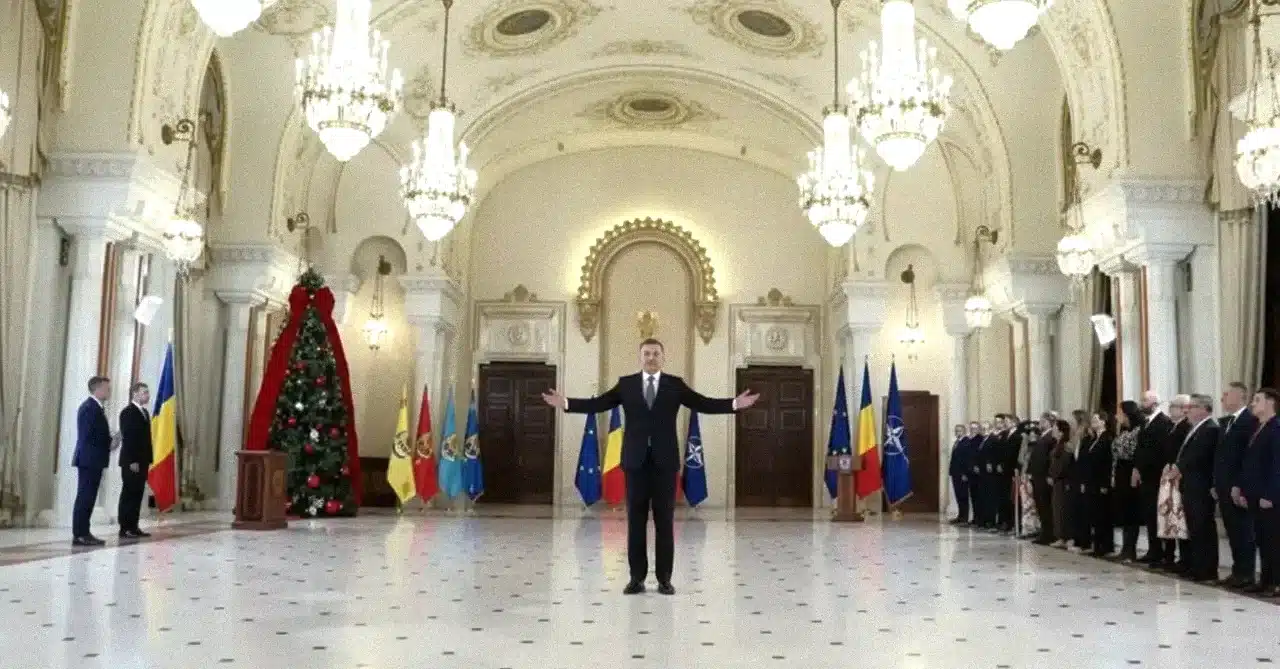 Miniștri noi și o ceremonie atipică la Cotroceni atrag atenţia asupra scenei politice