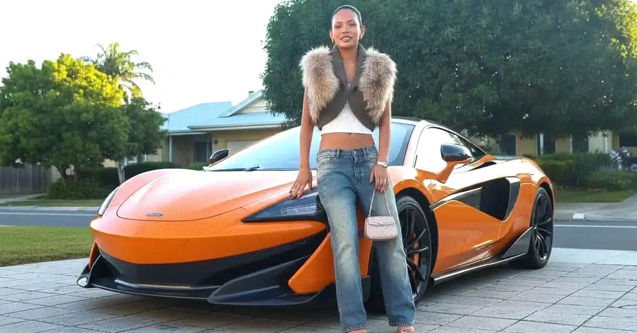 Moment amuzant cu ușa McLaren care a stârnit discuţii pe internet