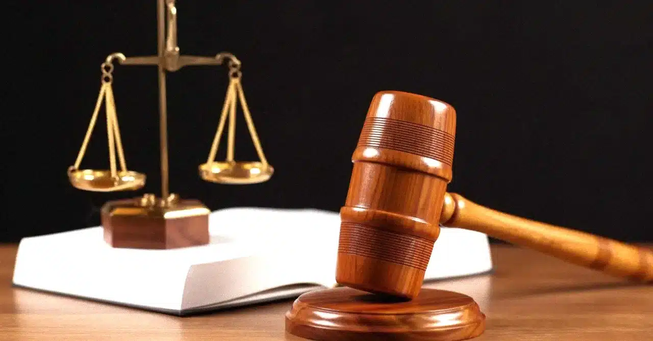 Pensiile magistraţilor ajung la un moment decisiv în fața Curţii Constituţionale