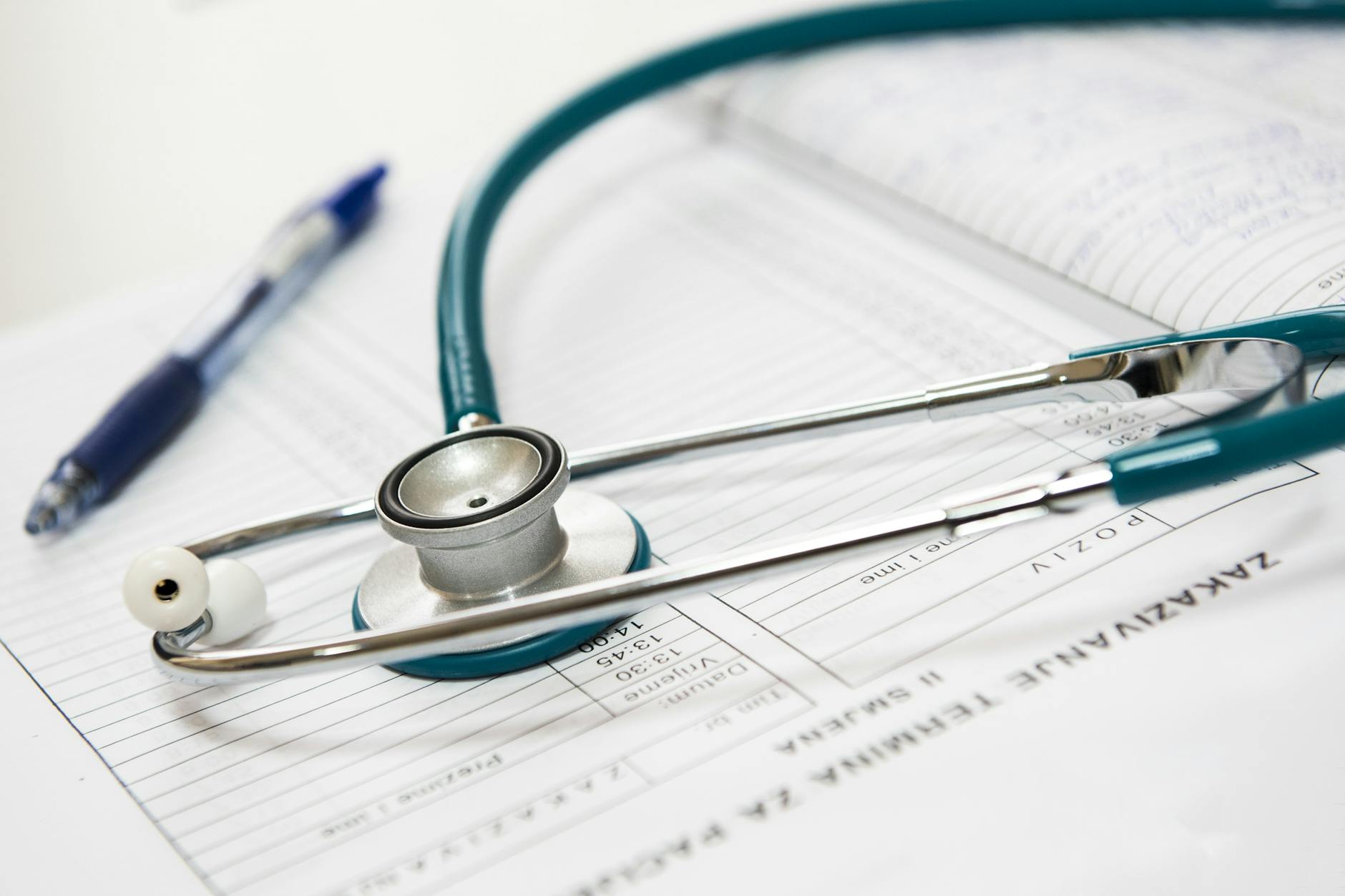 60% din absolvenții de Medicină, pe tușă. Planul lui Rogobete – un nou tip de medic