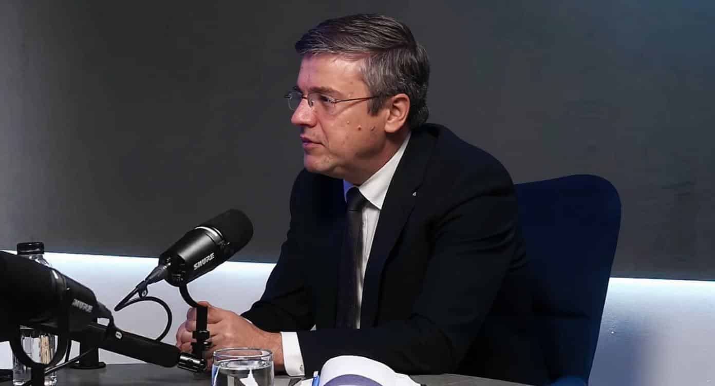 Avertisment de la Guvern – România e în război hibrid. Cine vrea să ne izoleze