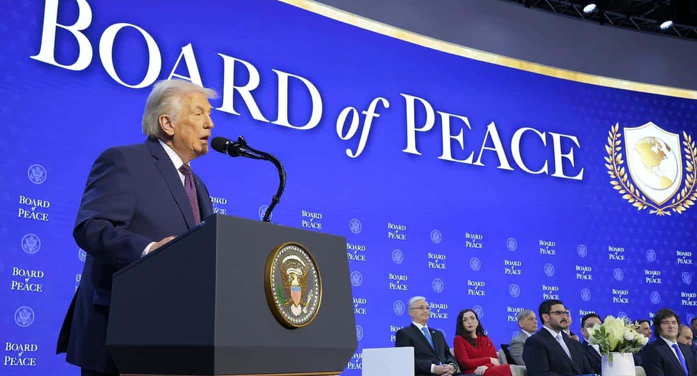 Clubul de 1 miliard $ al lui Trump – Tony Blair sfidează Londra la Davos