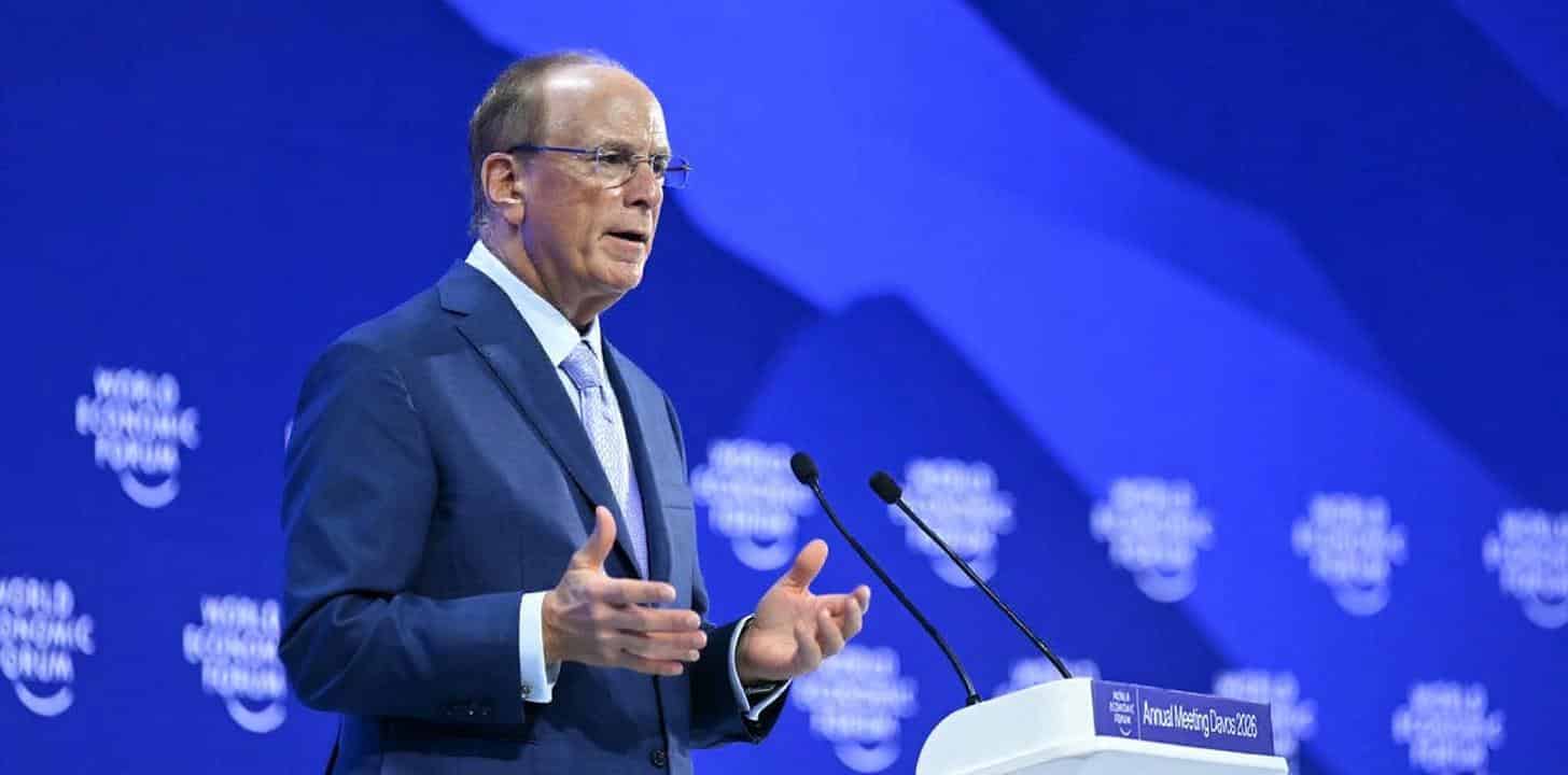 Davos: 10% dețin 75% din avere. Șeful BlackRock avertizează despre pericolul AI