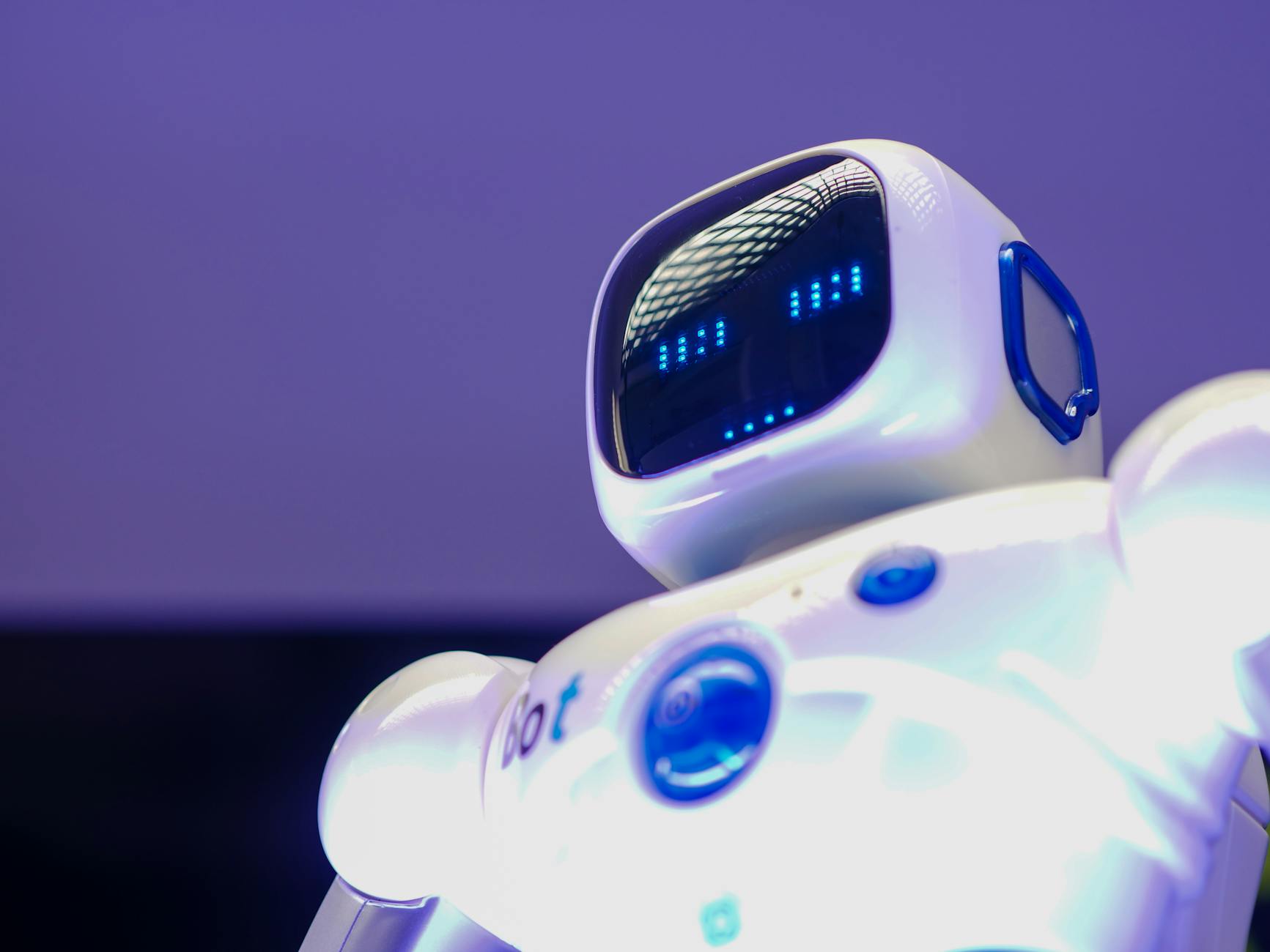 Eficiență de 30-50% – Producător de top recunoaște că roboții umanoizi sunt mult sub oameni