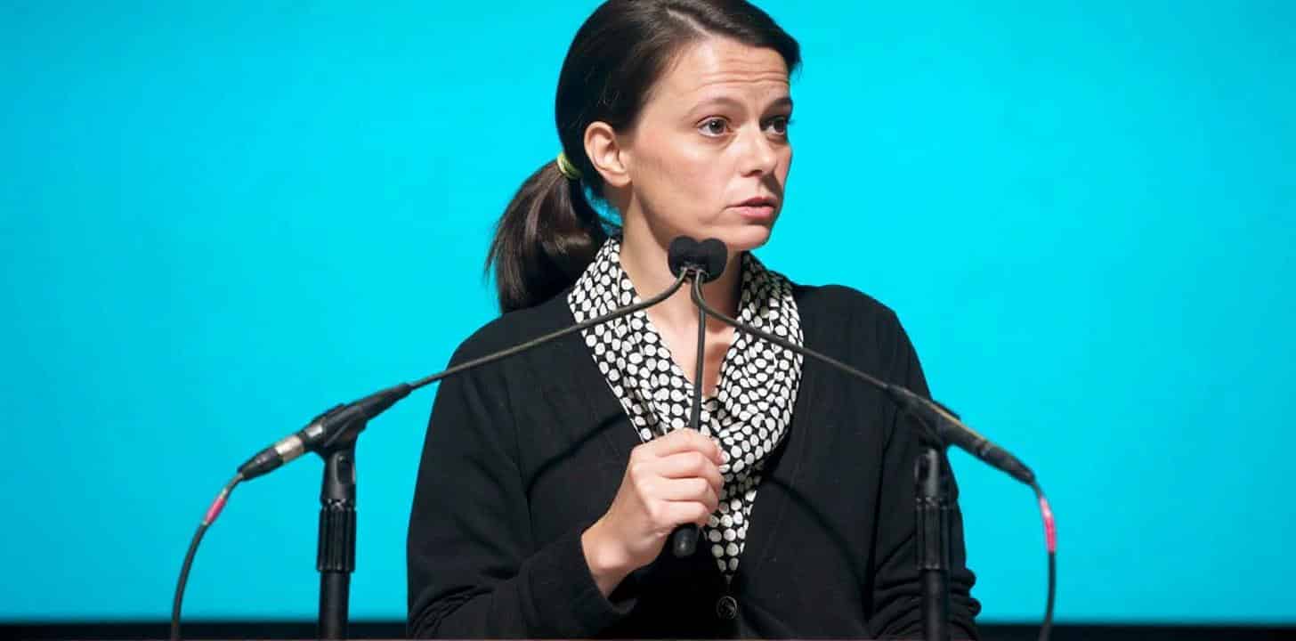 Memo intern Microsoft – Contracte AI +230%, gigantul pariază totul pe o nouă strategie
