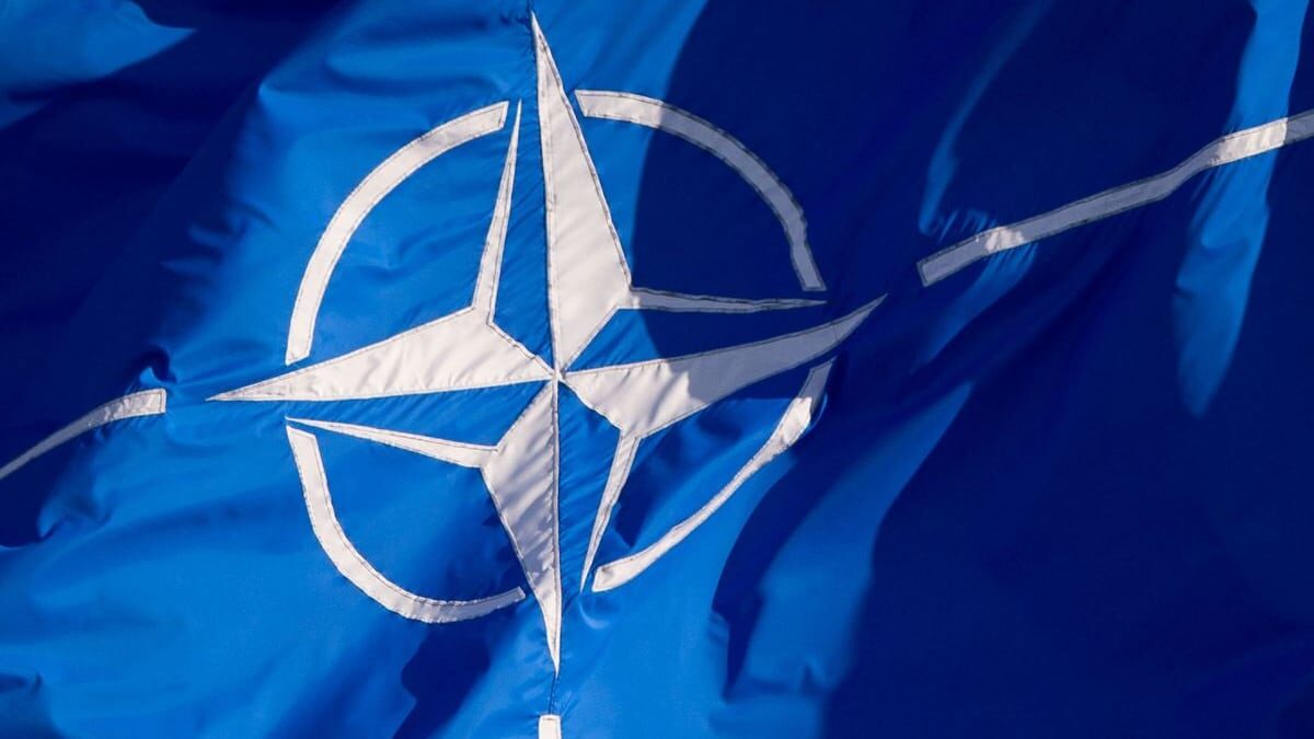 NATO, la un pas de colaps? Șantajul lui Trump pentru Groenlanda