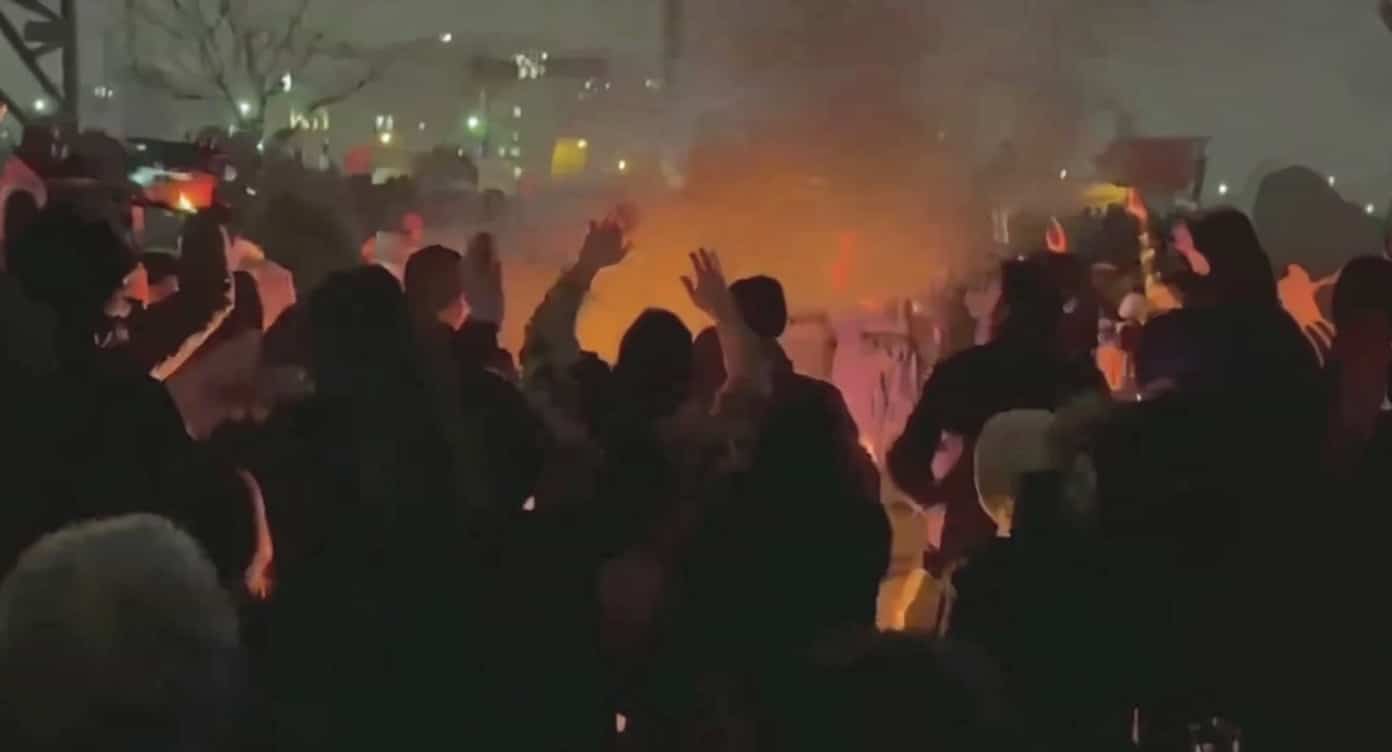 Proteste ample în Iran; SUA avertizează regimul