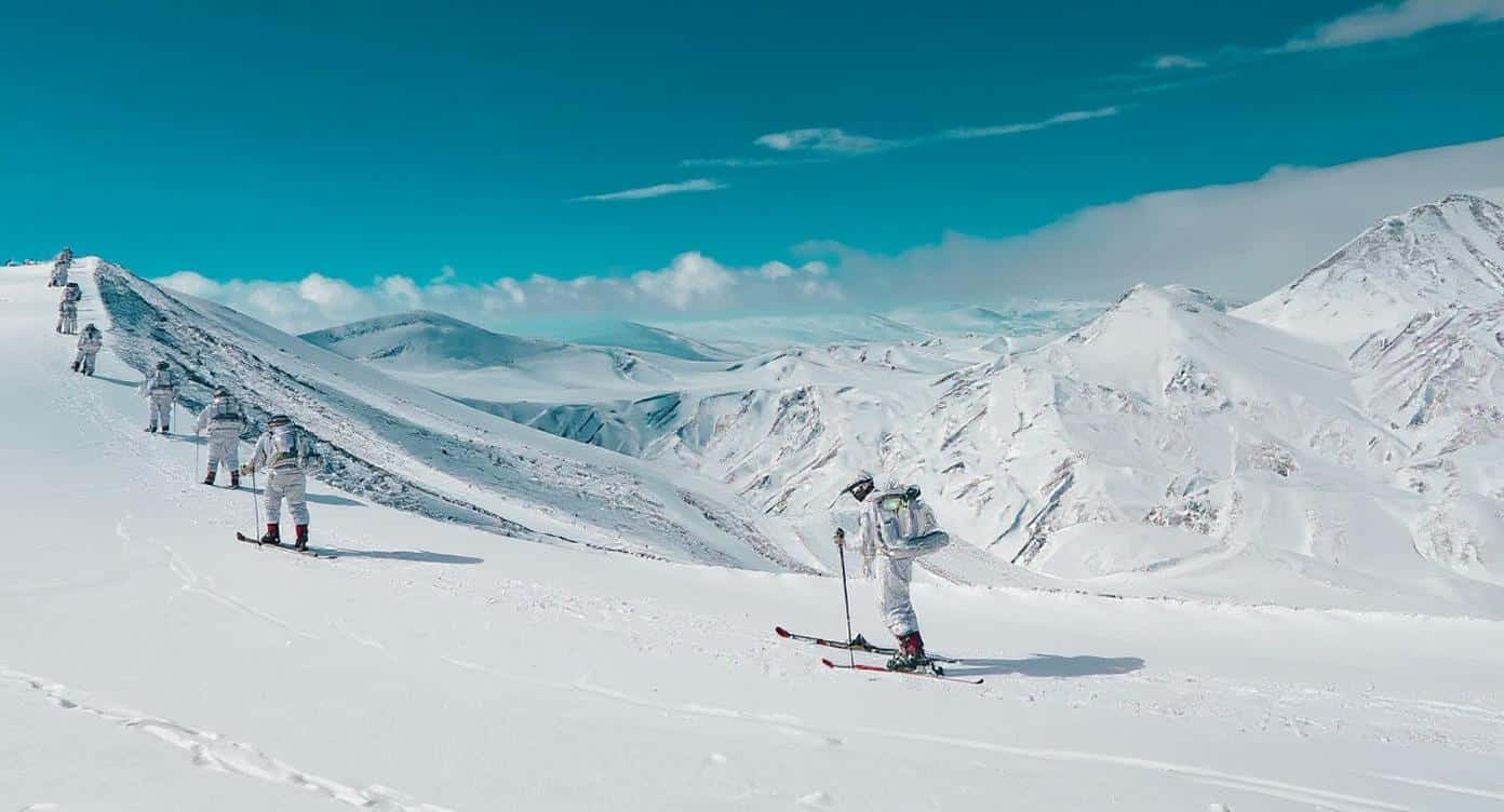 Rusia controlează 53% din coasta Arctică. E America depășită în cursa pentru Polul Nord?
