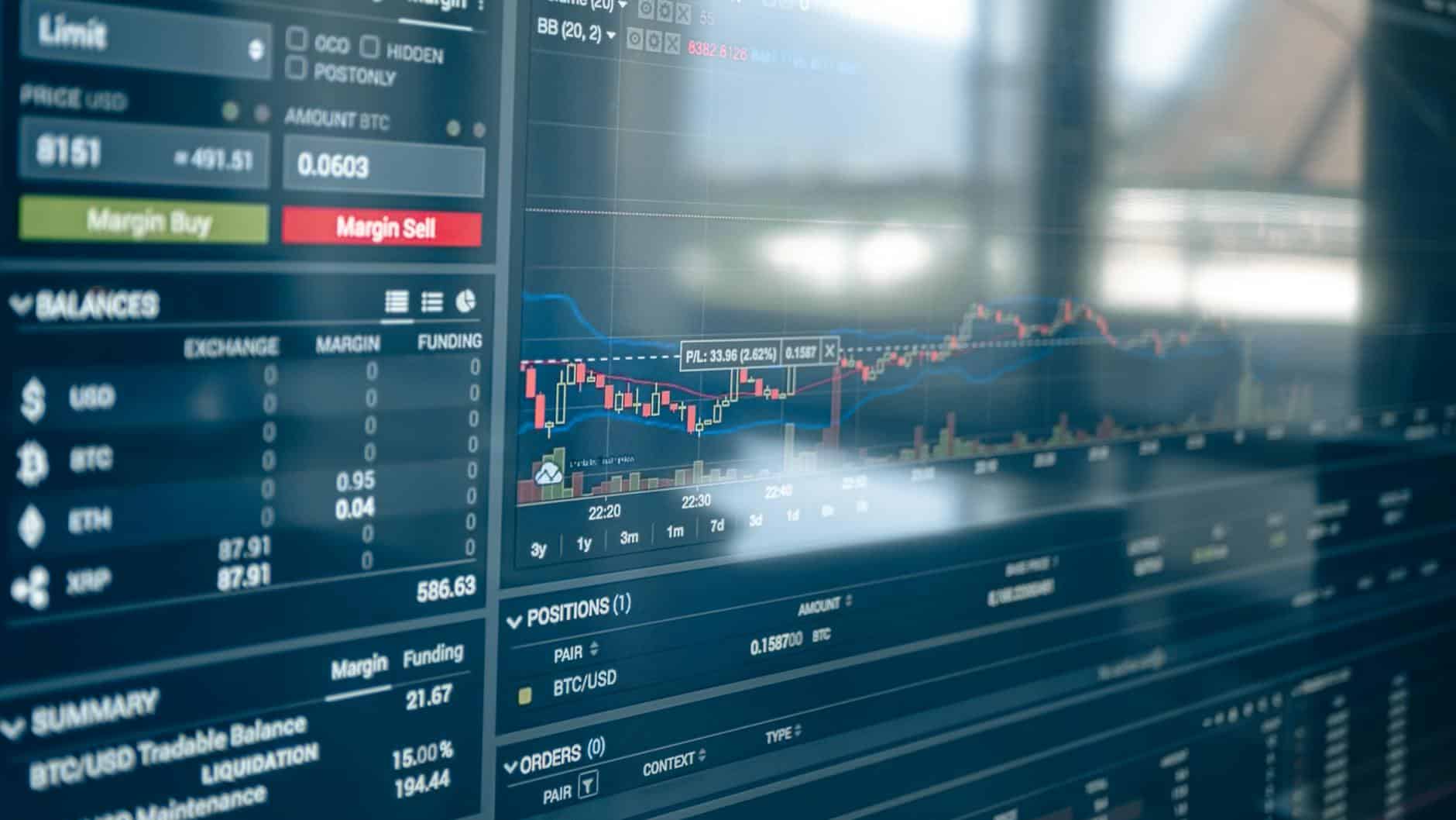 Scandal de 400.000$ – Coinbase și Robinhood bagă milioane în PR după un pariu suspect
