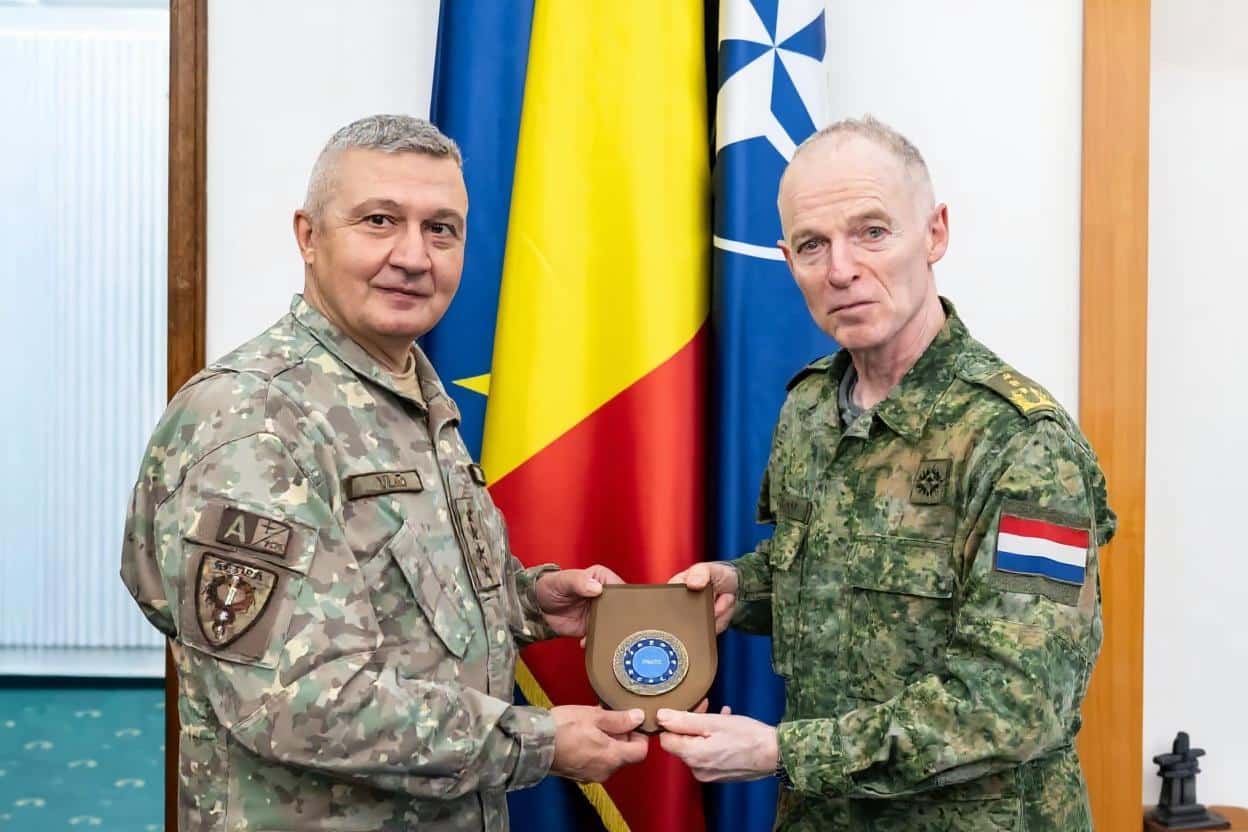 Șeful Armatei vrea 10.000 de voluntari anual. Avertisment – Pregătiți-vă de război