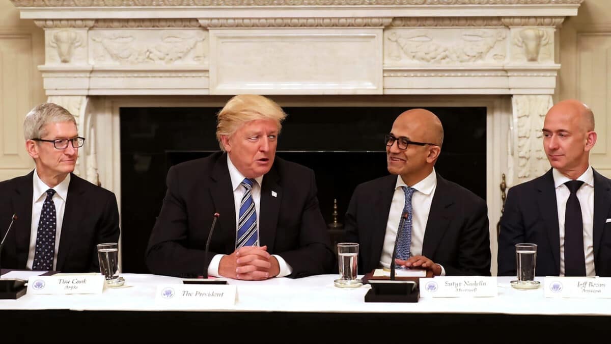 Trump cere companiilor tech să acopere costurile energetice ale centrelor de date