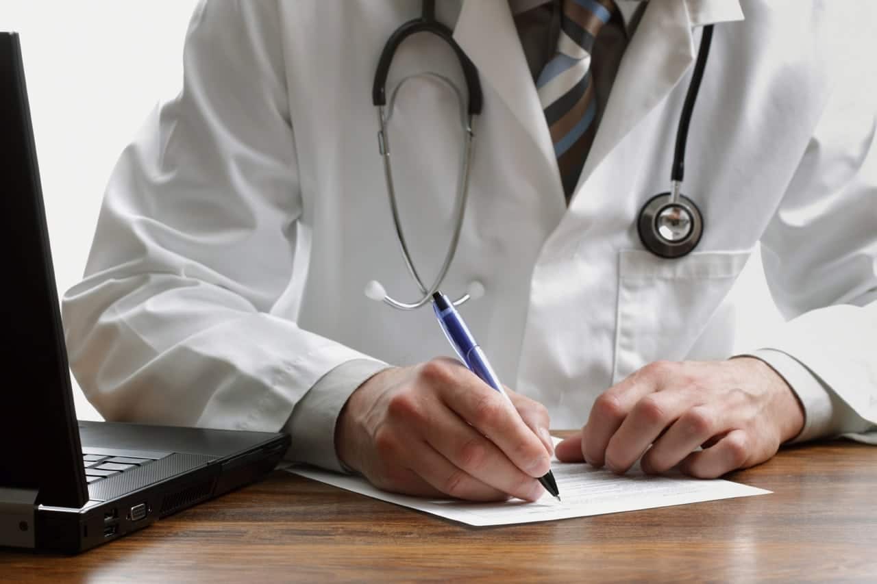 A doua opinie medicală, plătită de stat: Legea a trecut în Parlament cu 284 de voturi
