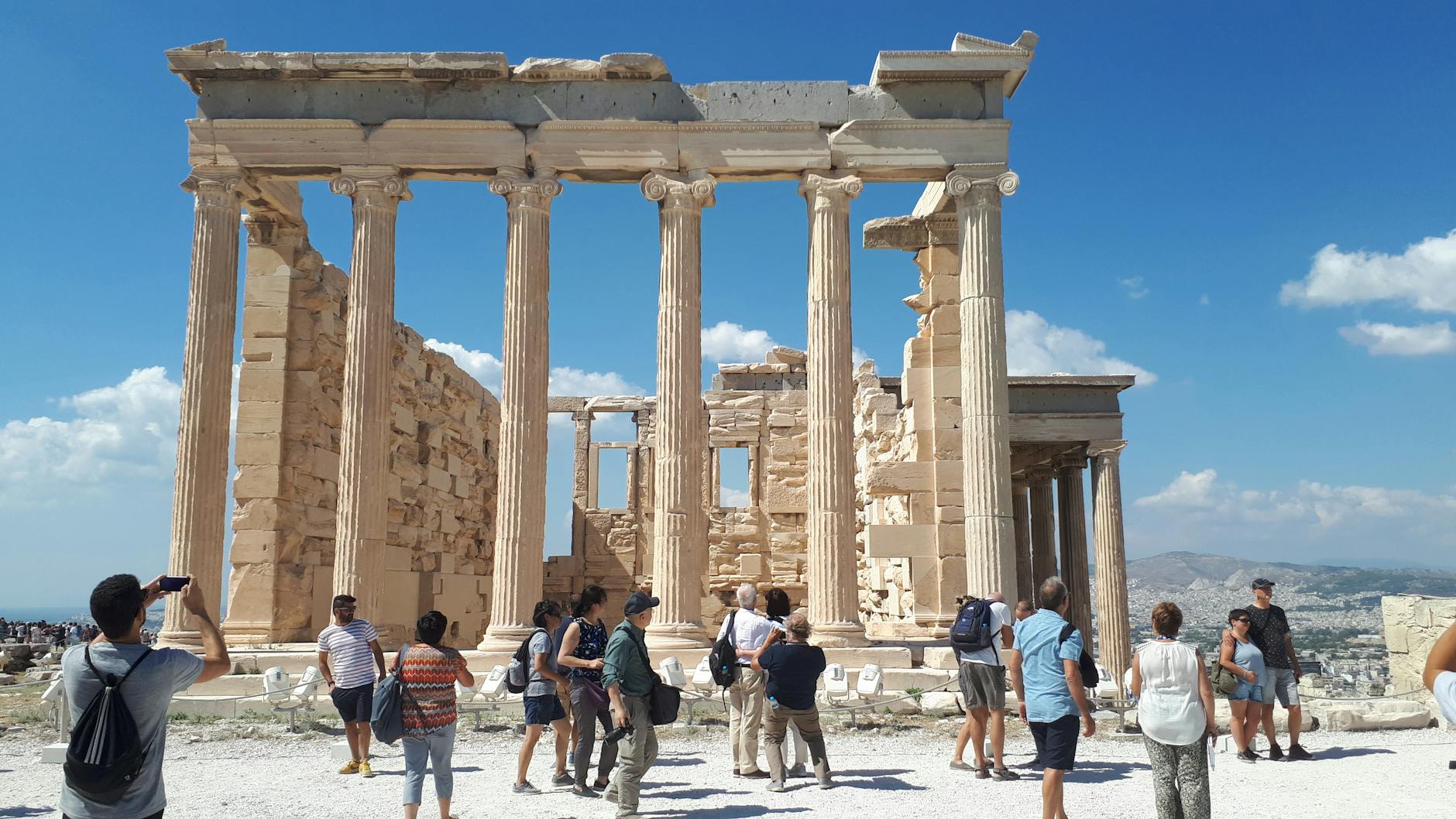 Adio cozi la Acropole: Grecia lansează hh.gr pentru 40,7 mil. turiști