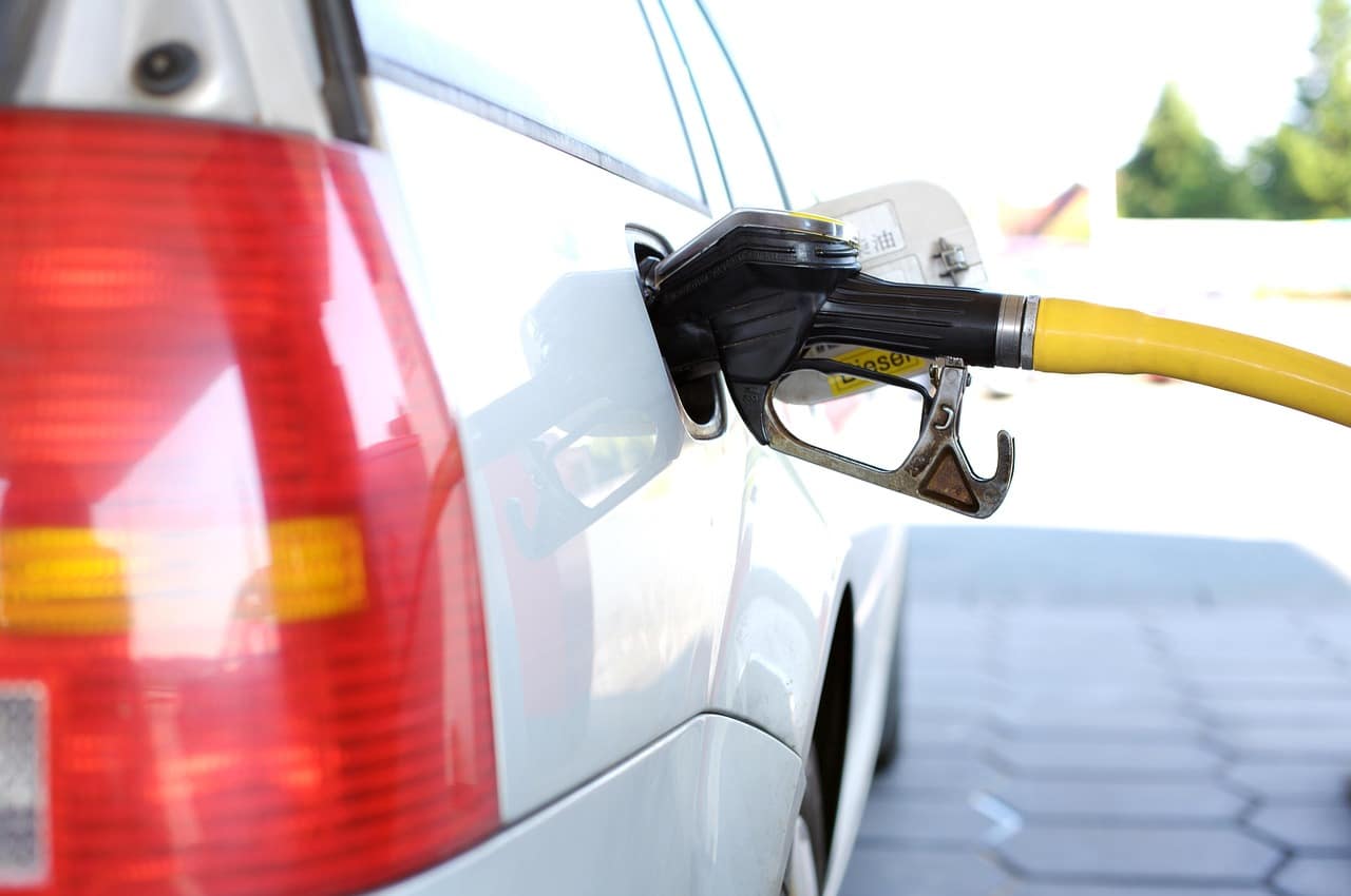 Butonul care îți ia 10% din rezervor. Milioane de șoferi fac zilnic greșeala asta