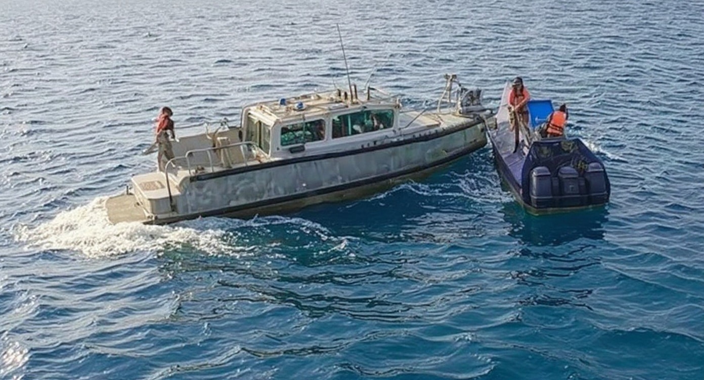 Capturi record de 10 tone de cocaină în Pacific. Mexic a interceptat un narco-submarin