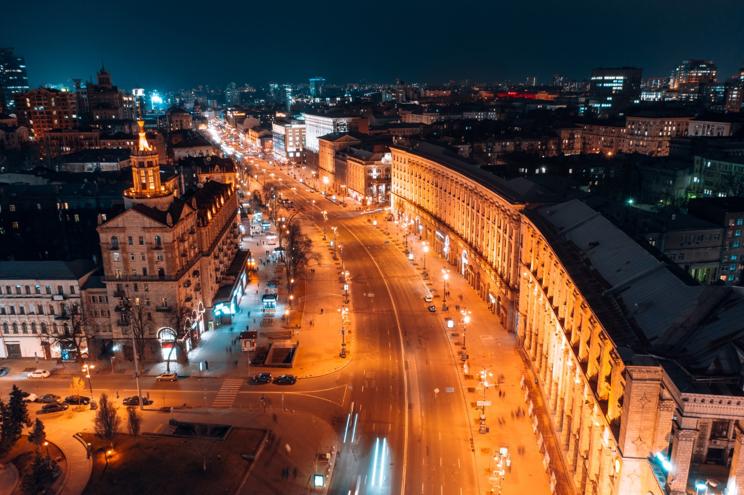 57% din salariu pe chirie în București. Calculul care arată că românul mediu nu-și mai poate permite să trăiască în propriul oraș