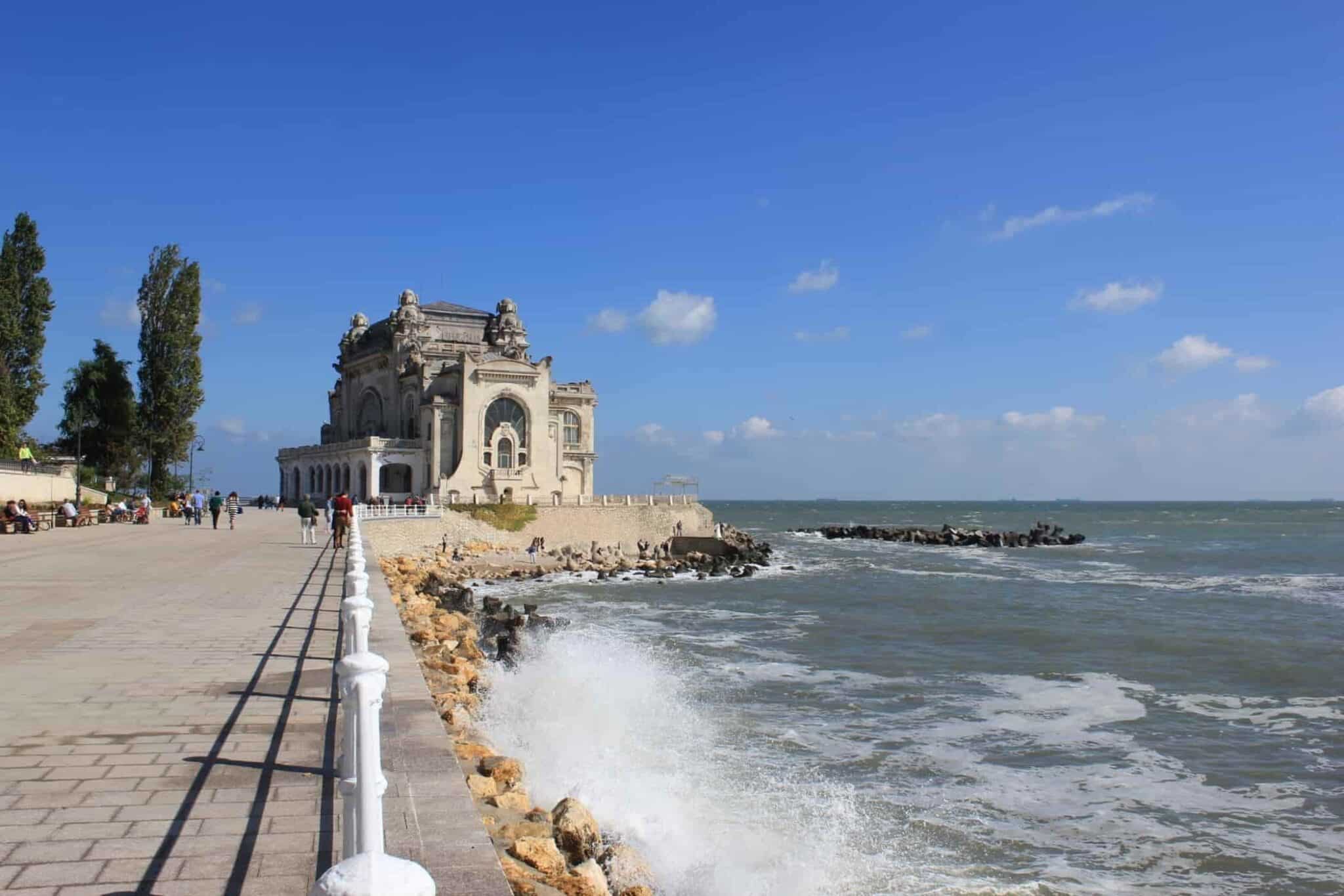 City Grill preia Cazinoul: cafenea de 874 mp și terasă cu vedere la mare
