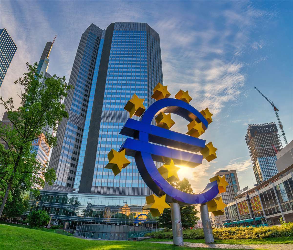 JP Morgan, amendată de BCE cu 12,2 milioane de euro. Cea mai mare sancțiune din istorie