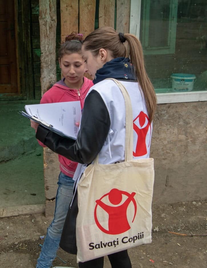 Salvați Copiii strânge ajutor pentru generatoare în Ucraina în plin război