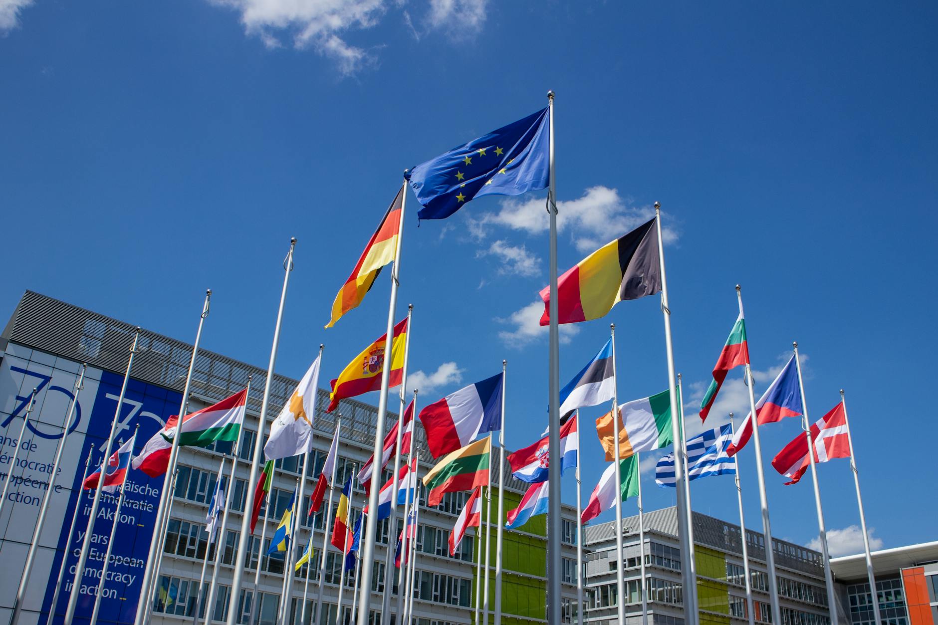 Scandal diplomatic la Bruxelles: 8 țări UE la reuniunea lui Trump