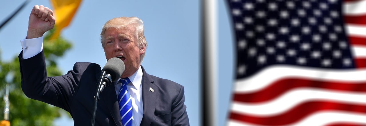 Trump și administrația sa în conflict asupra cifrelor economice de 18 trilioane de dolari