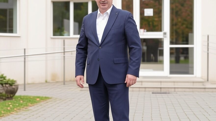 Adrian Câciu îi acuză pe Bolojan și Țoiu că ignoră românii blocați în Orientul Mijlociu