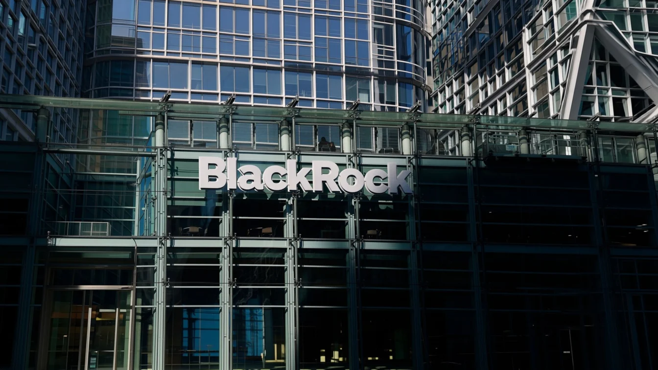 BlackRock anunță noul motor al pieței crypto Inteligența Artificială