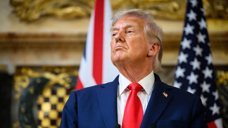 Donald Trump susține că e o onoare să ucidă lideri iranieni după 47 de ani