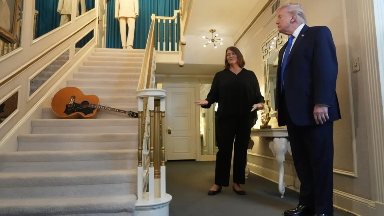 Donald Trump la Graceland dezvăluie piesa favorită de la Elvis Presley