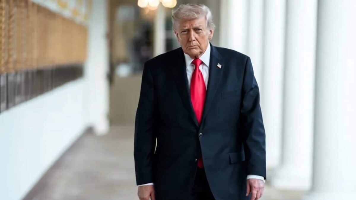 Trump avertizează NATO din cauza Strâmtorii Ormuz prin care trece 20% din petrolul lumii