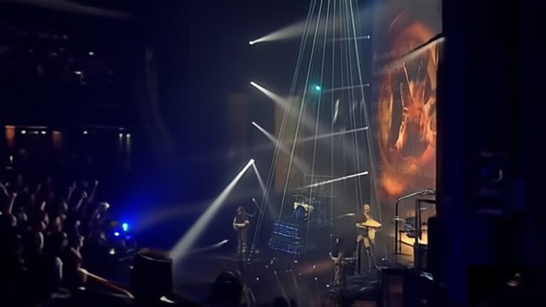 Alexandra Căpitănescu reprezintă România la Eurovision 2026 cu piesa rock „Choke Me”