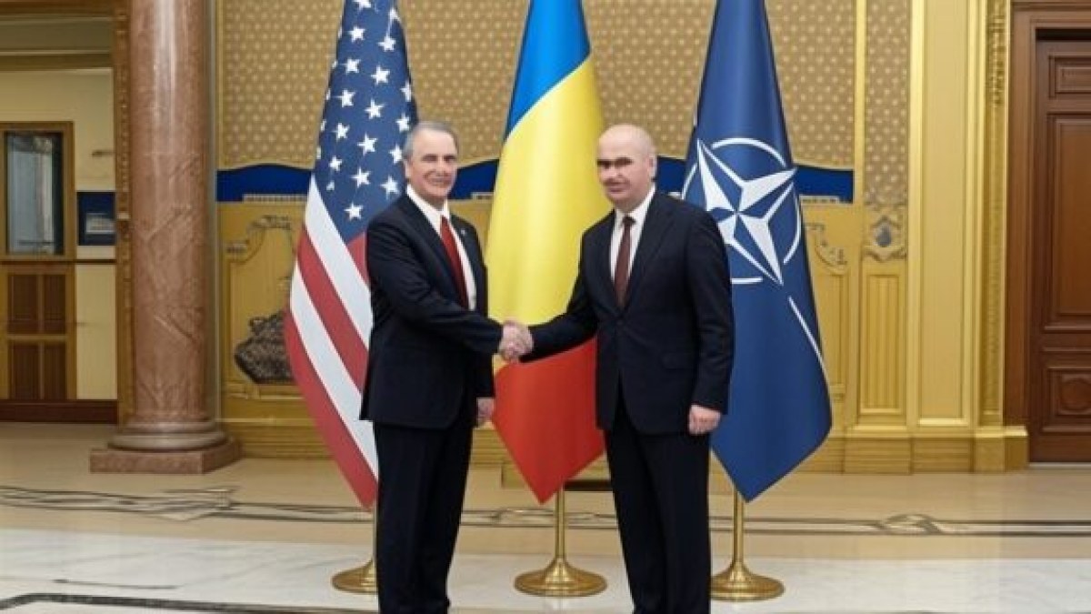 Bolojan, întâlnire cu noul ambasador SUA: Discuții despre trupe americane și investiții