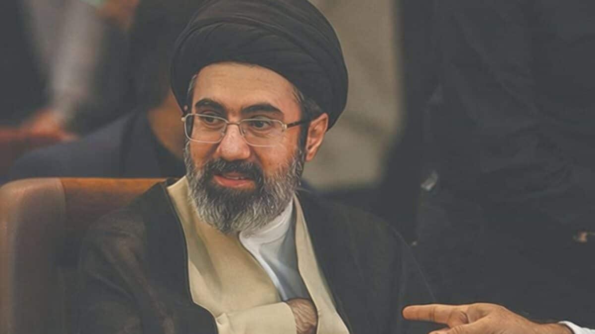Noul lider al Iranului Mojtaba Khamenei operat în secret la Moscova după bombardamente