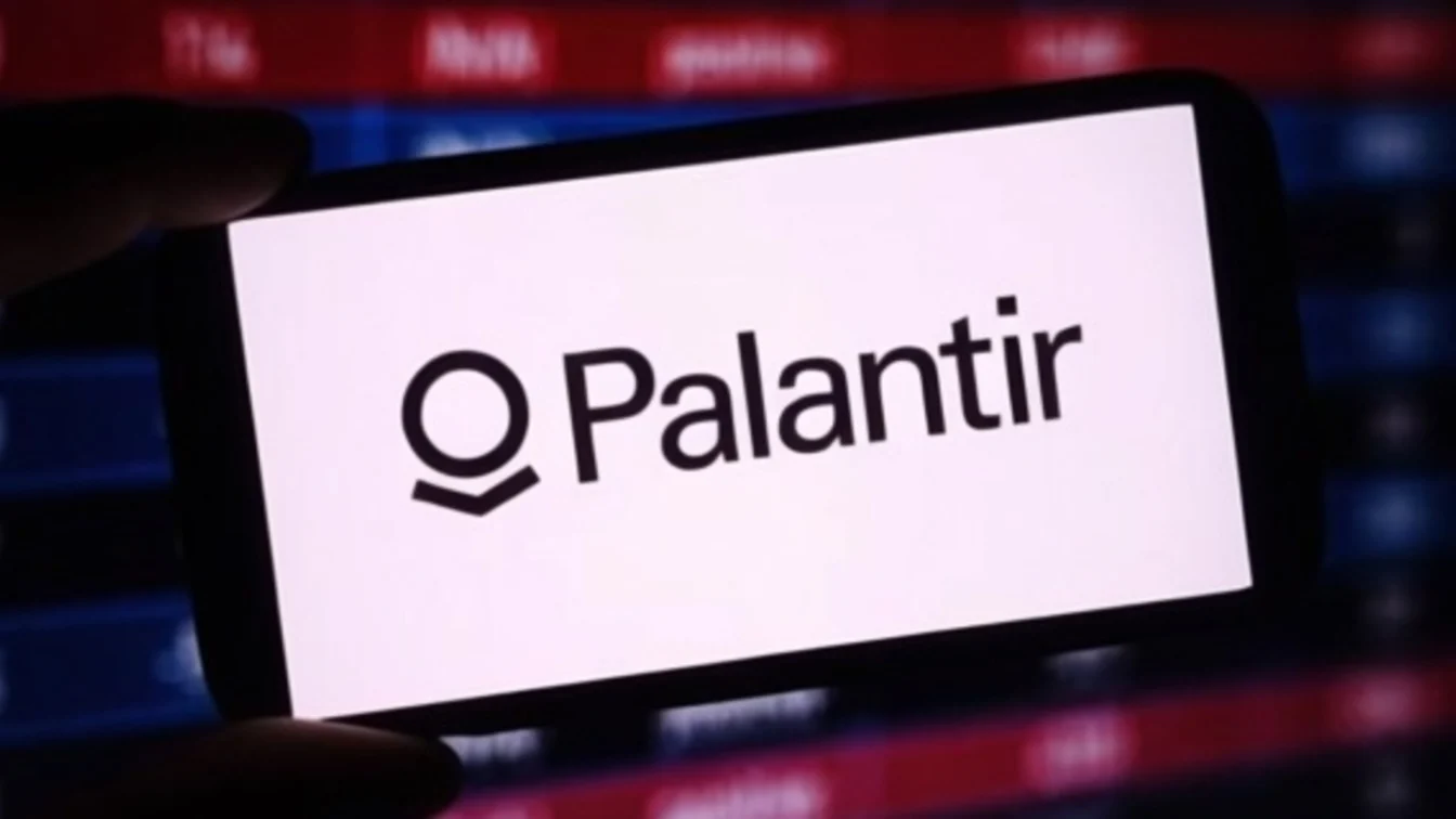 Gigantul tech Palantir dă în judecată o revistă care i-a expus eșecul în Elveția