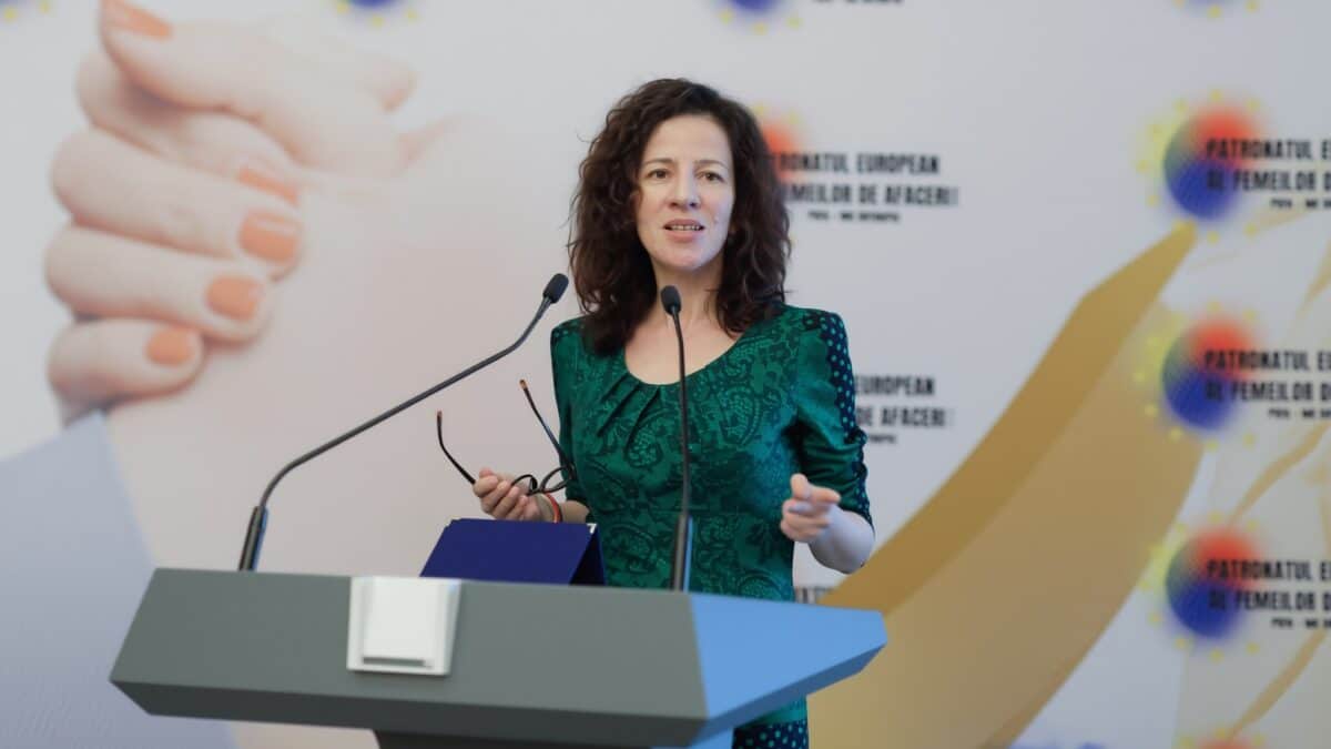 Roxana Mînzatu anunță un pachet european pentru școlile cu rezultate slabe la PISA