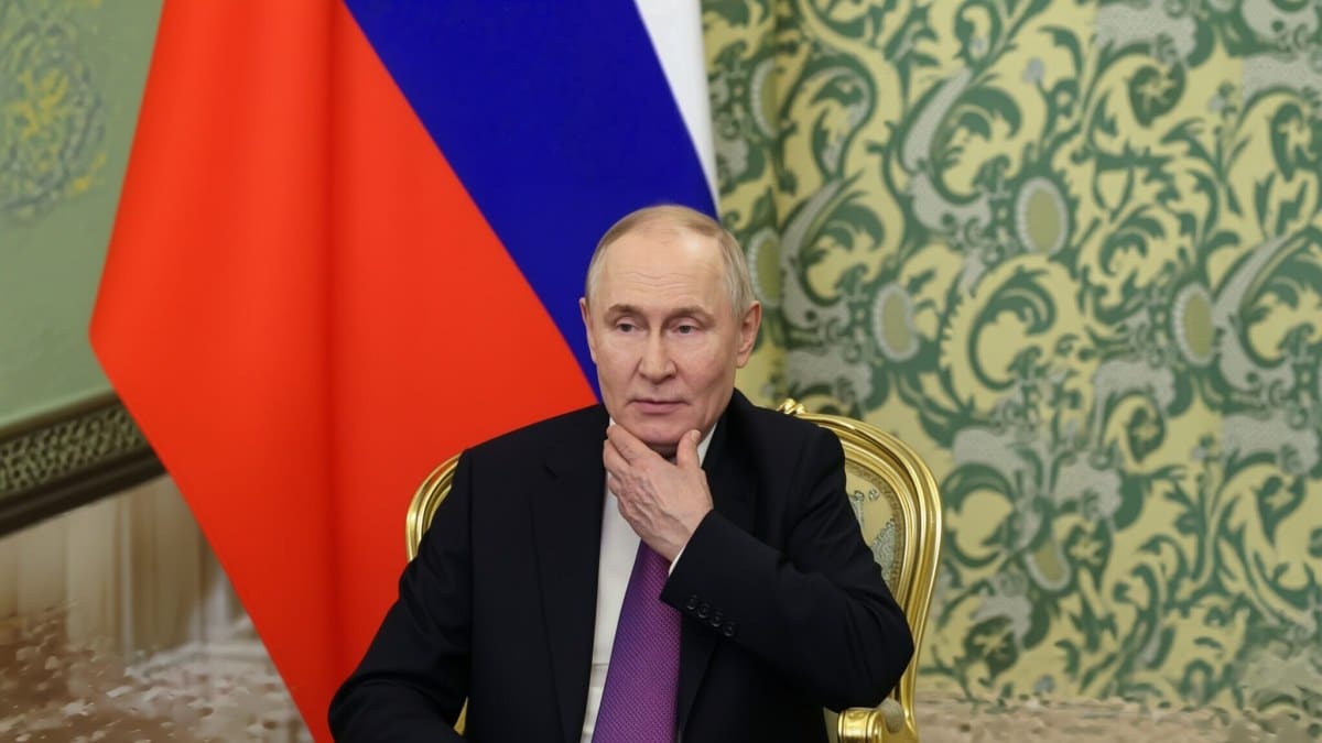 Putin scade la 32,1% în sondaje. Rușii îl acuză că e slab în fața agresiunii lui Trump