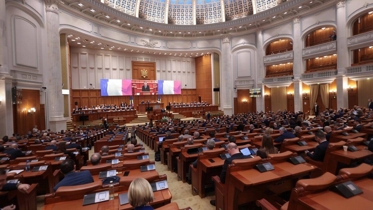 Bugetul pe 2026 intră în Parlament cu un deficit estimat la 6,2% din PIB