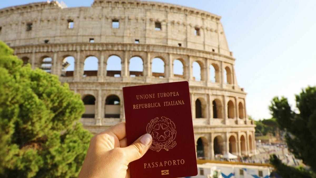 Italia limitează drastic cetățenia prin descendență. Legea a fost confirmată