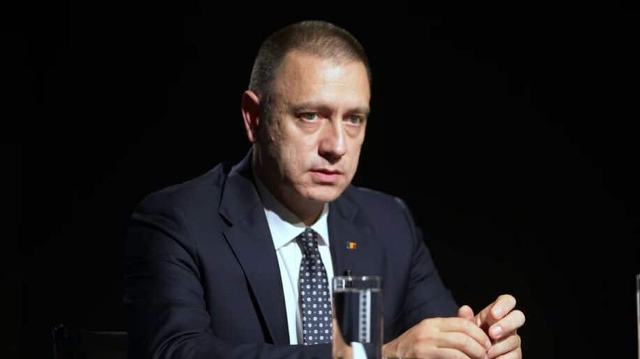 Fifor cere demisia lui Bolojan – peste 78% dintre români îl vor plecat