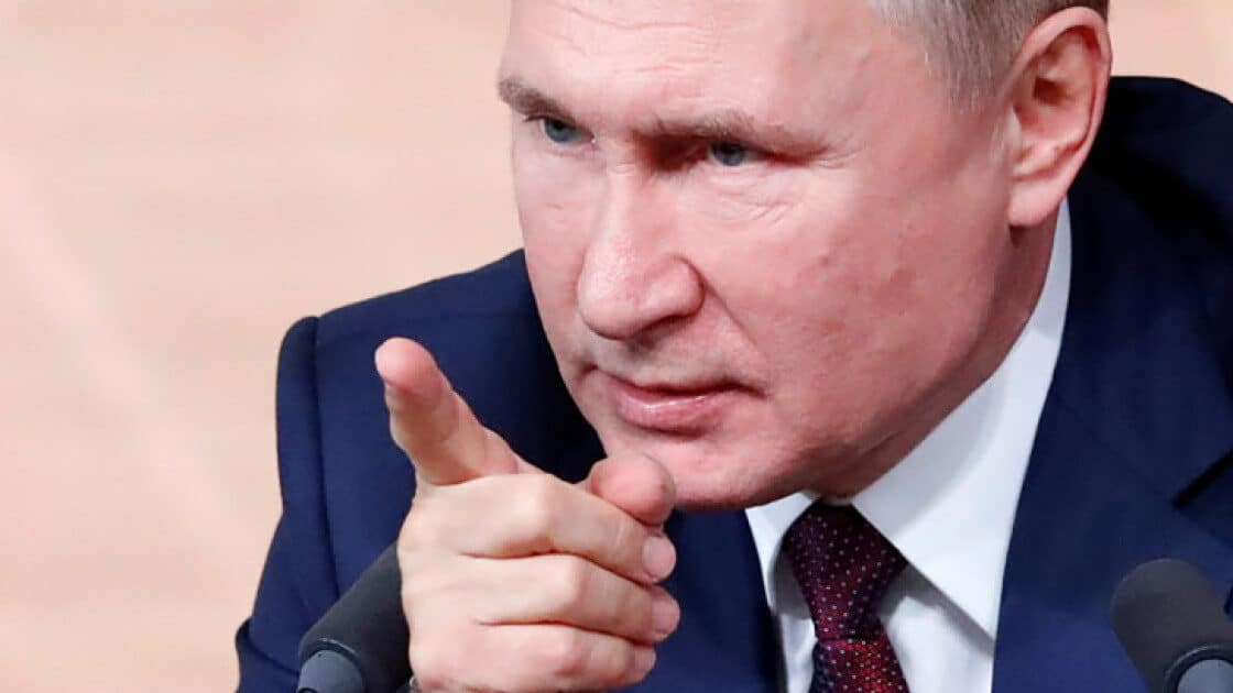 Putin acuză Ucraina de atac terorist după ce o navă rusă cu 61.000 de tone de gaze a explodat