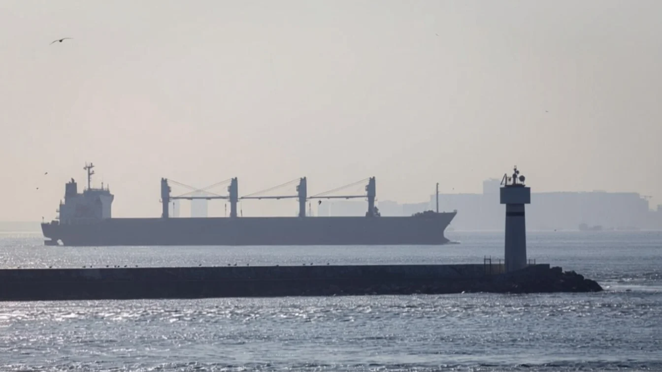 Petrolier turcesc cu 140.000 tone de țiței atacat cu dronă lângă Istanbul