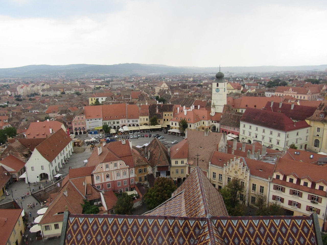 Orașele mari din România se confruntă cu stagnarea prețurilor apartamentelor