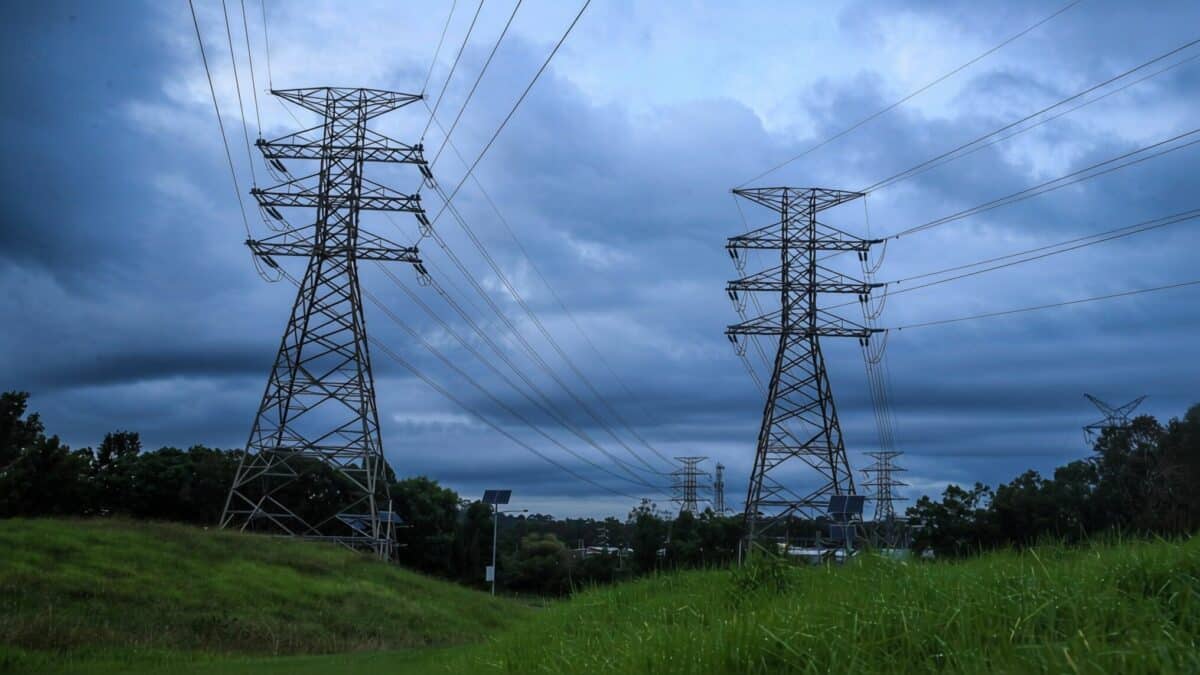 Portugalia aprobă plafonarea energiei la un prag de 180 euro/MWh