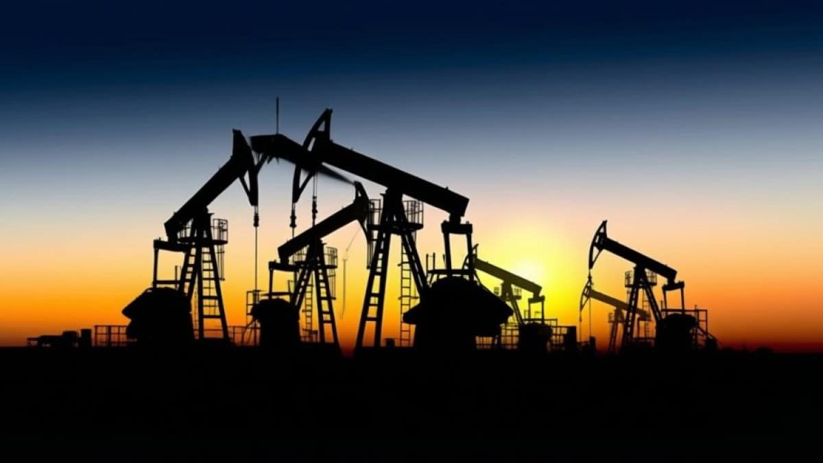 Analiză: Benzina ar putea sparge pragul de 10 lei. Scenariile de criză pentru România