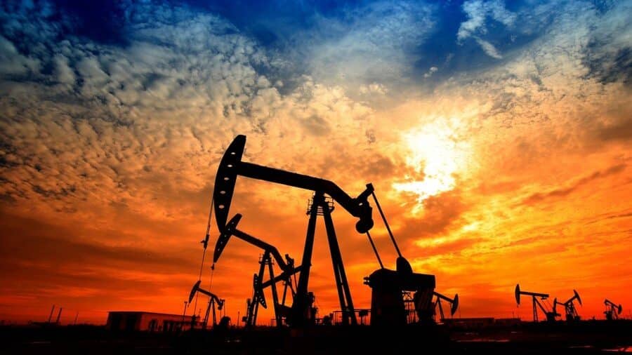 Ministrul Energiei din Qatar avertizează: Prețul petrolului ar putea atinge 150 de dolari